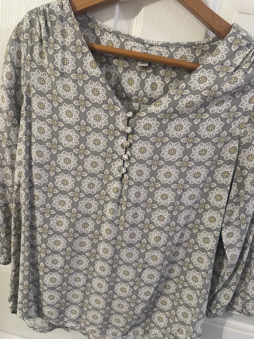 croft & barrow Grey Floral Button-Front Blouse